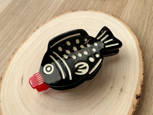 Soy Fish Hairclaw