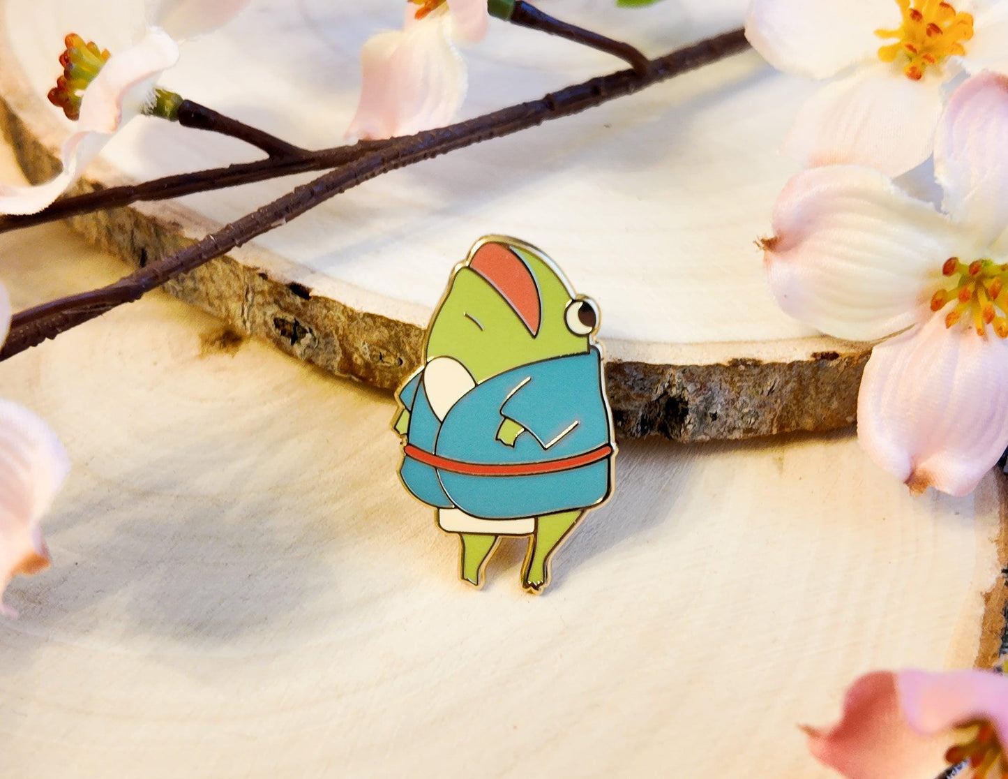 Onsen Frog Enamel Pin